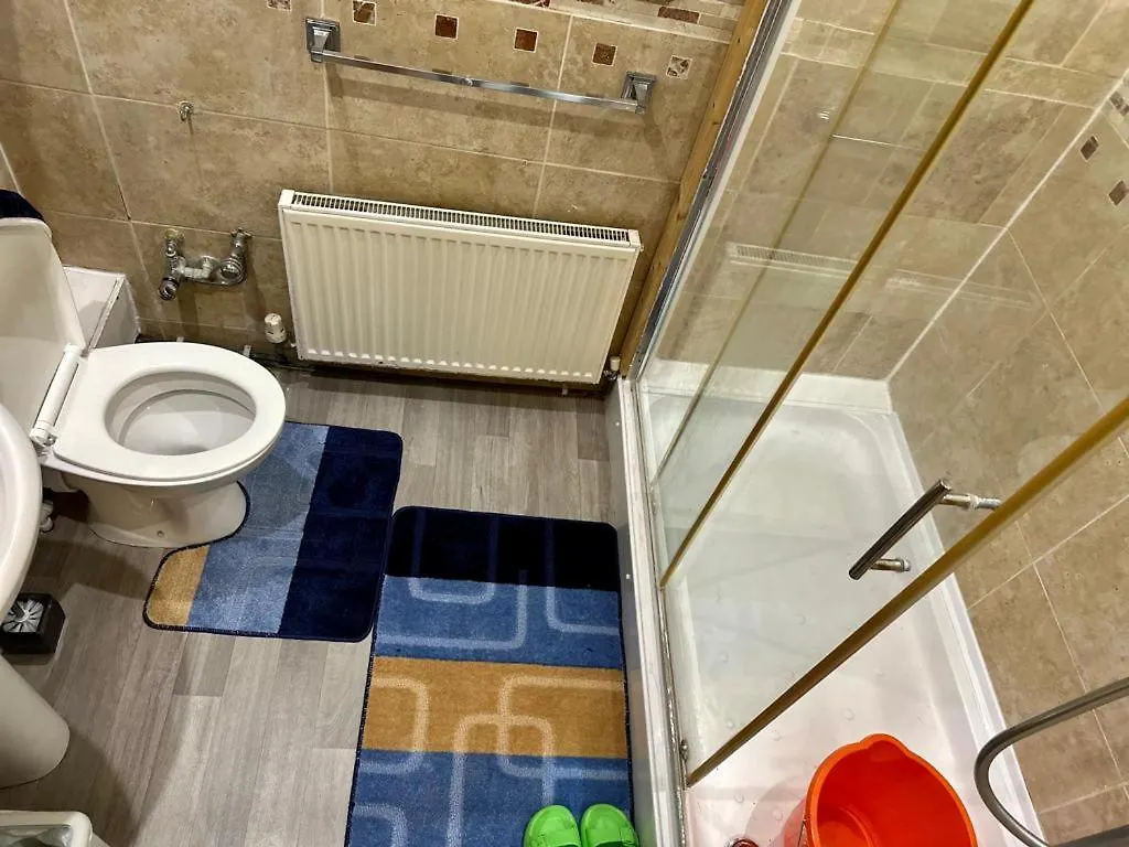 Haddington Road In Bromley Apartment London