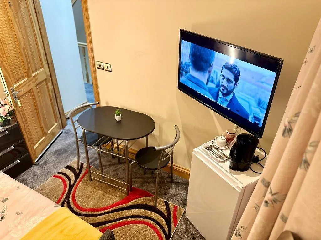 Haddington Road In Bromley Apartment London