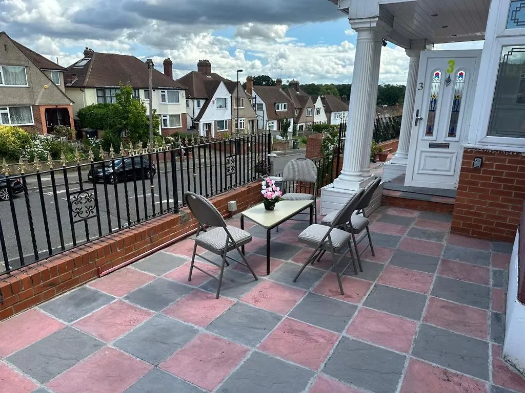 Haddington Road In Bromley Apartment London